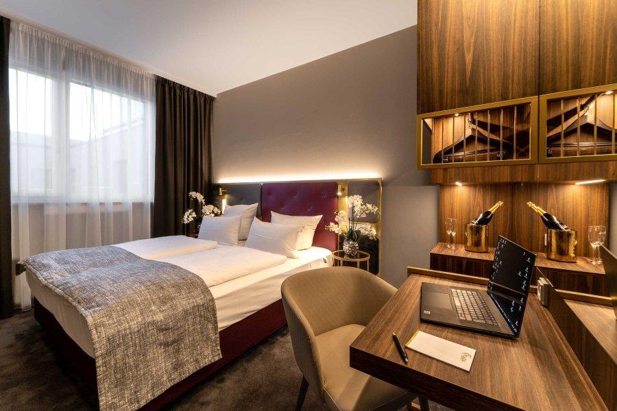 Plaza Premium Muenchen Hotel Екстериор снимка