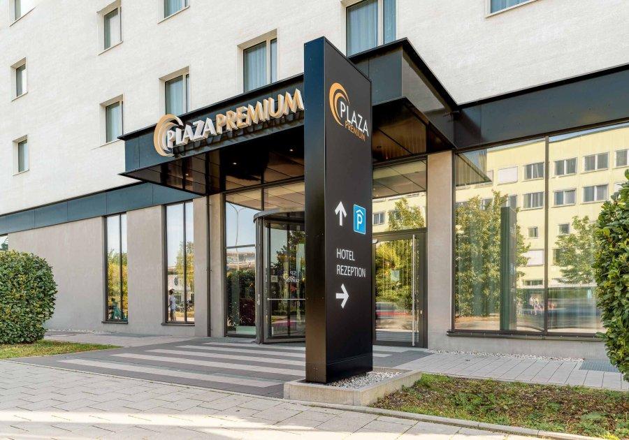 Plaza Premium Muenchen Hotel Екстериор снимка