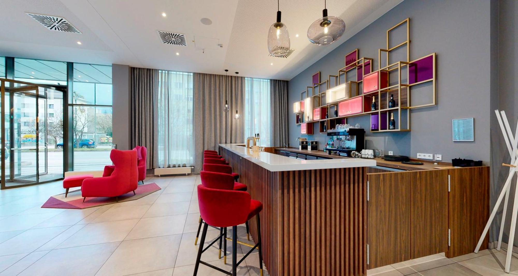 Plaza Premium Muenchen Hotel Екстериор снимка