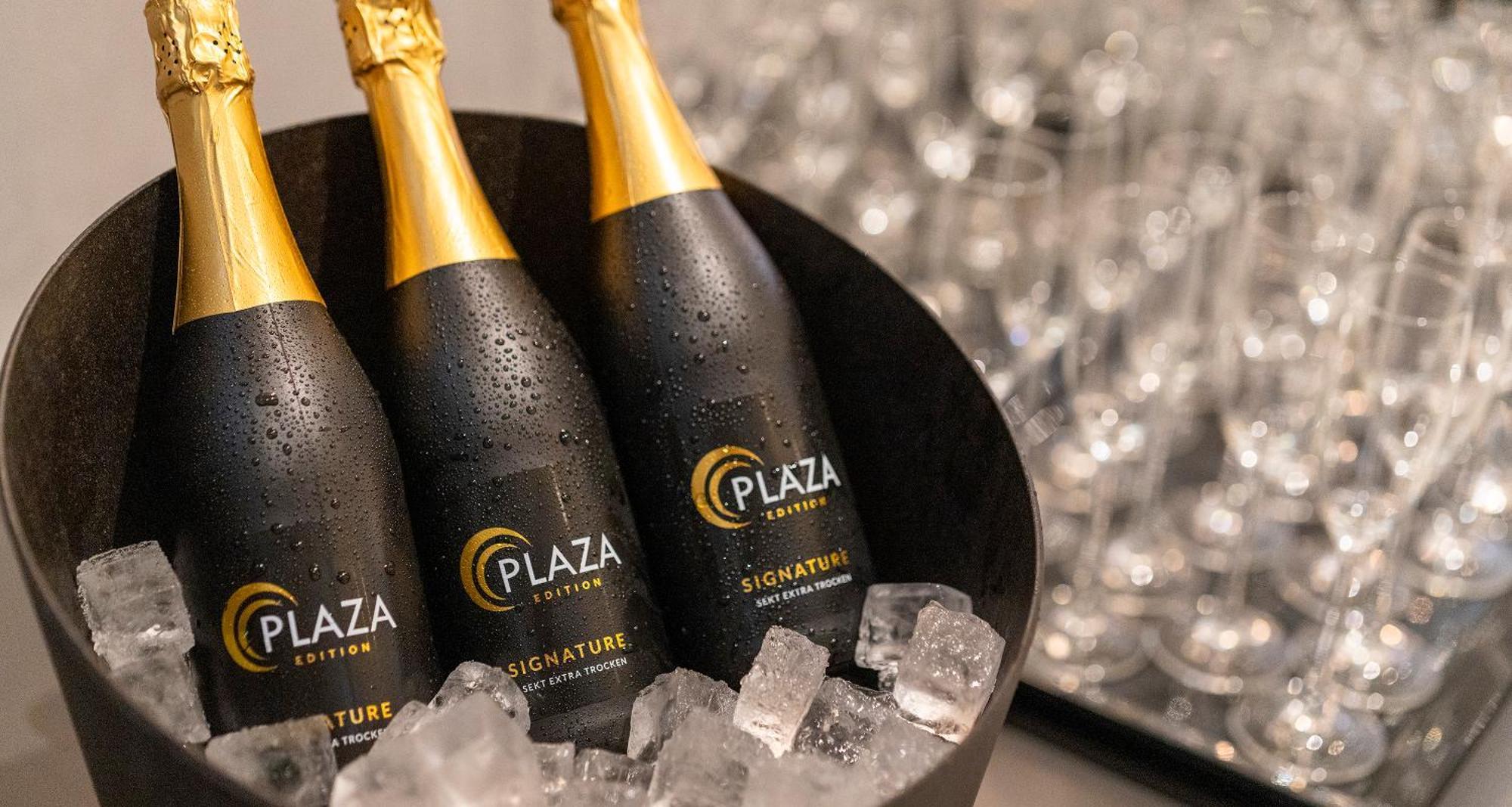 Plaza Premium Muenchen Hotel Екстериор снимка